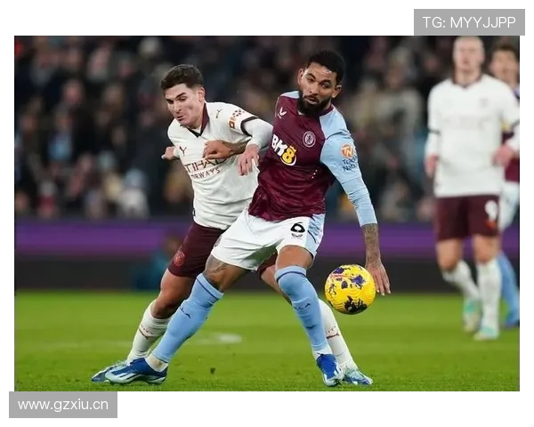 维拉与曼联近期交锋表现及积分走势分析 维拉与曼联近期交锋表现及积分走势分析