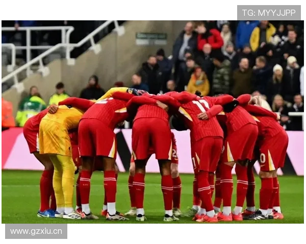 利物浦防线频繁被打身后,暴露压迫结构失效对防守稳定性的影响 利物浦防线频繁被打身后,暴露压迫结构失效对防守稳定性的影响