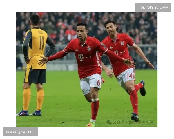 拜仁防守体系问题频现,关键战役稳定性面临考验 拜仁防守体系问题频现,关键战役稳定性面临考验